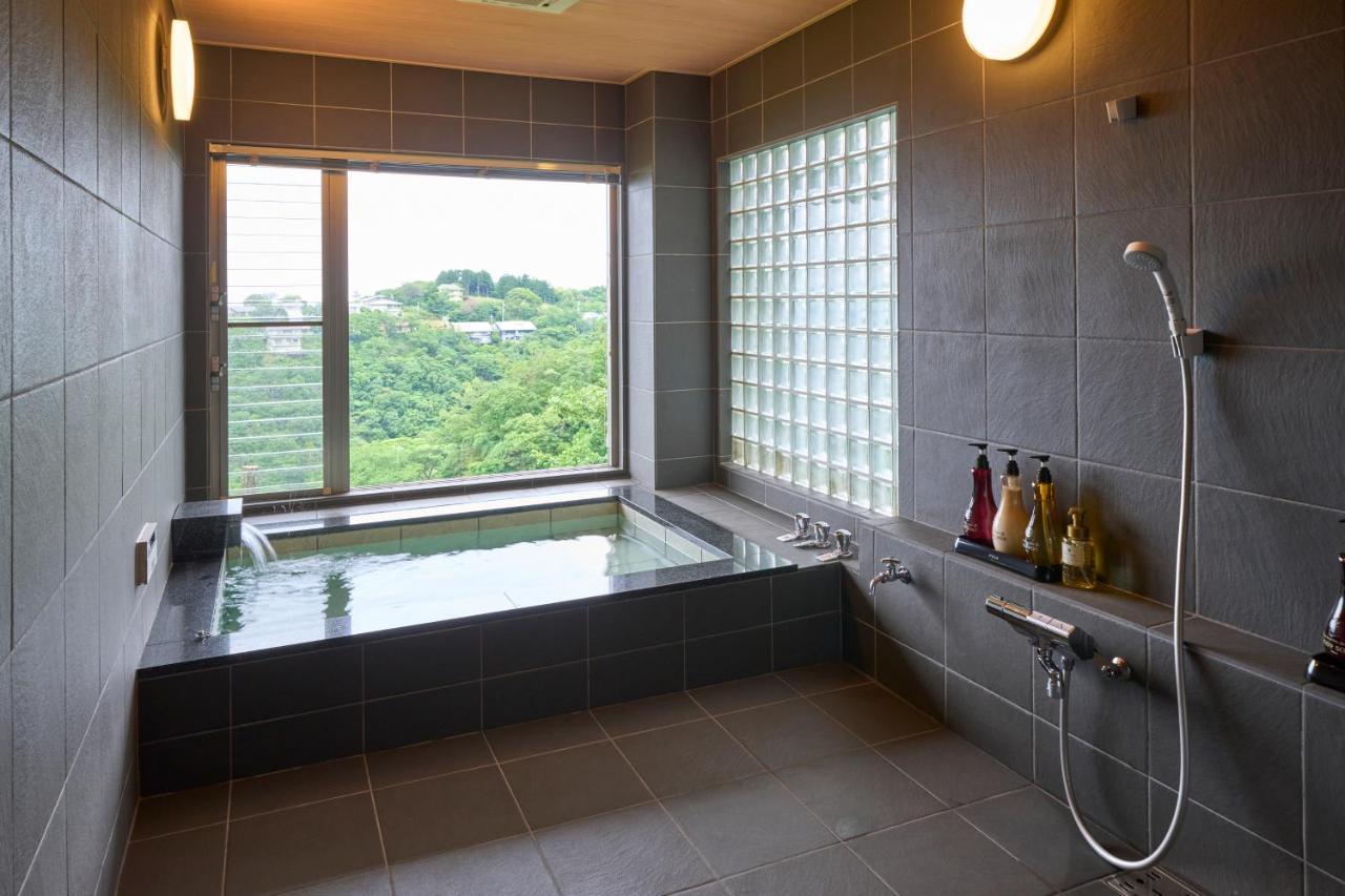 Suite Villa Ocean View Minami-Atami Atami  Exterior foto